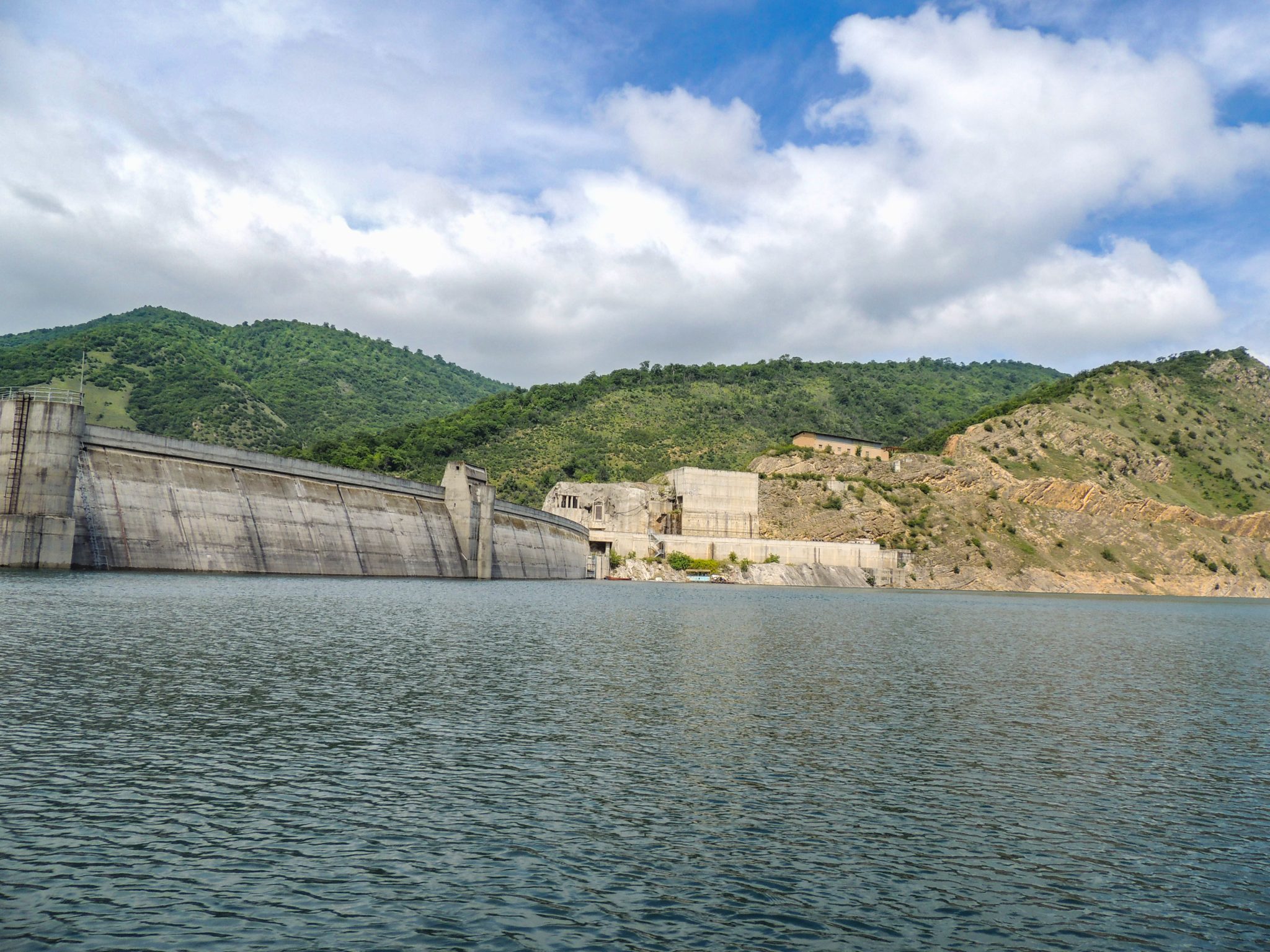 Water quality study of Shahid Rajaie Reservoir Dam in Sari City